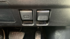 Toyota Land Cruiser 2.8 D-4D 204 Active 5dr Auto 7 Seats Diesel Station Wagon